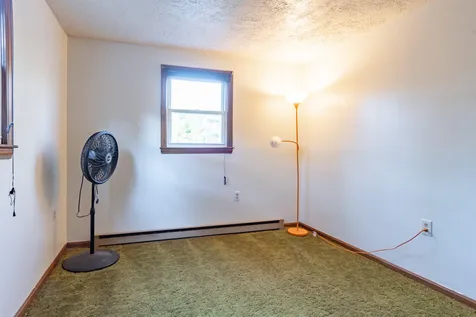 1102 Mammoth Road Pelham NH 03076