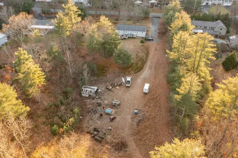 1102 Mammoth Road Pelham NH 03076