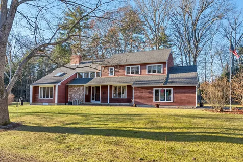 15 Harvest Way Newmarket NH 03857