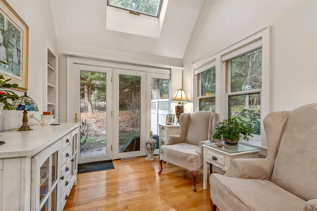 579 Sagamore Avenue Portsmouth NH 03801