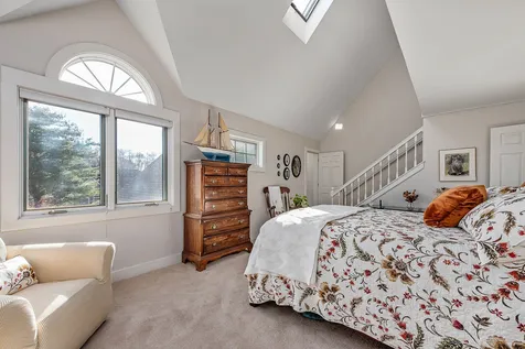 579 Sagamore Avenue Portsmouth NH 03801