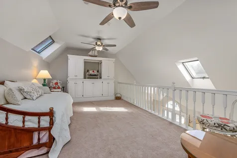 579 Sagamore Avenue Portsmouth NH 03801