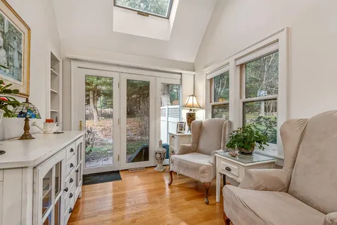 579 Sagamore Avenue Portsmouth NH 03801