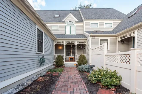 579 Sagamore Avenue Portsmouth NH 03801