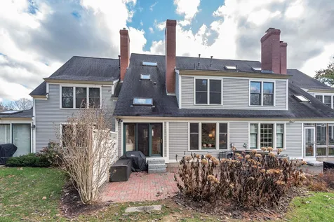 579 Sagamore Avenue Portsmouth NH 03801