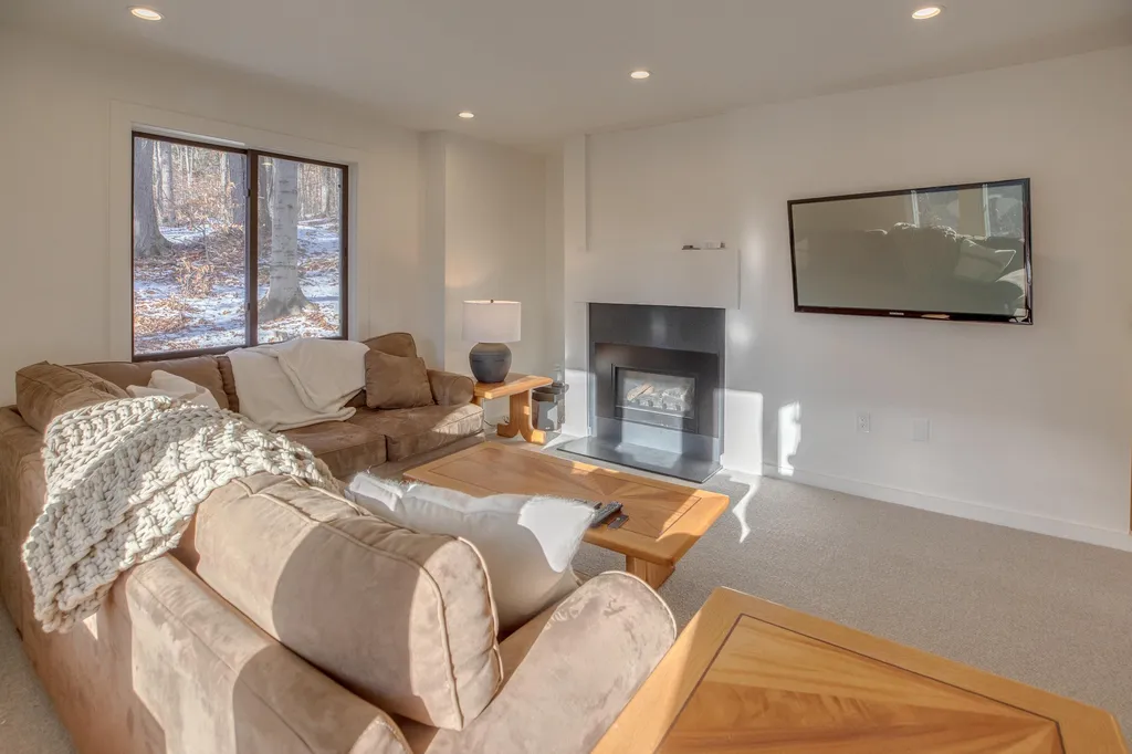 119 Clearbrook Road Lincoln NH 03251