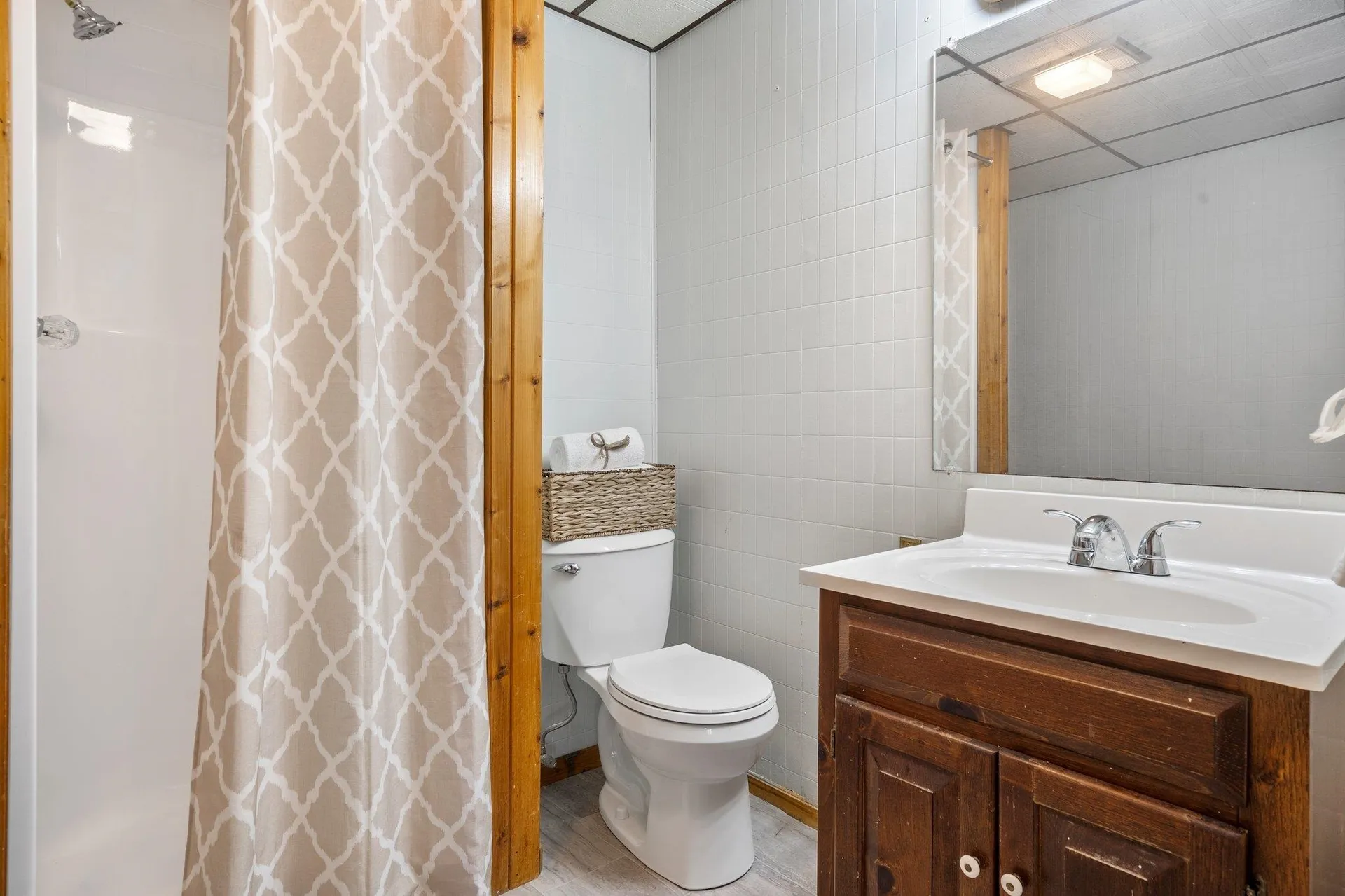 41 Laxson Avenue Manchester NH 03103