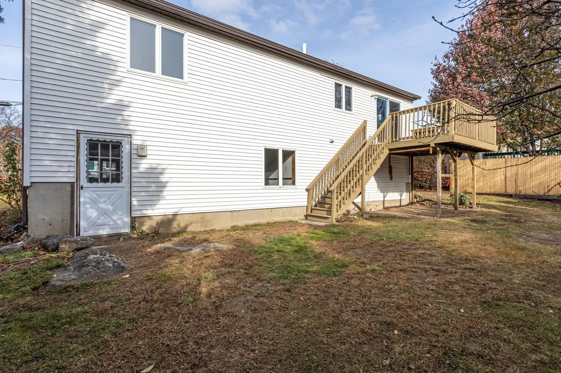 41 Laxson Avenue Manchester NH 03103