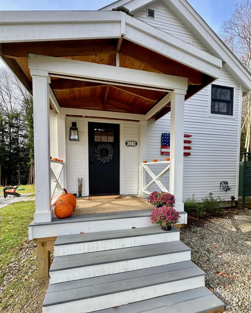 225 Danforth Drive Dorset VT 05251