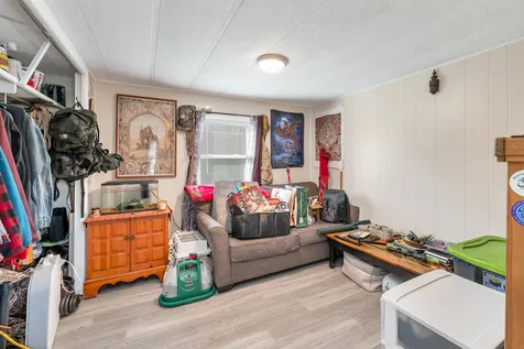 10 South Fuchsia Drive Rochester NH 03867