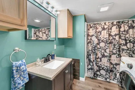 10 South Fuchsia Drive Rochester NH 03867