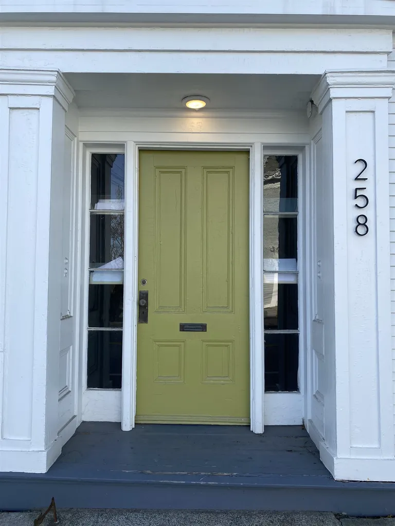 258 Maplewood Avenue Portsmouth NH 03801