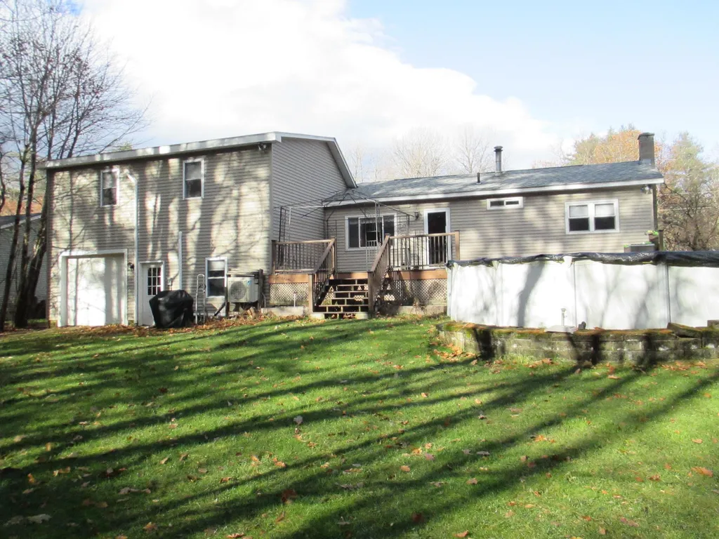 15 Clark Circle Keene NH 03431