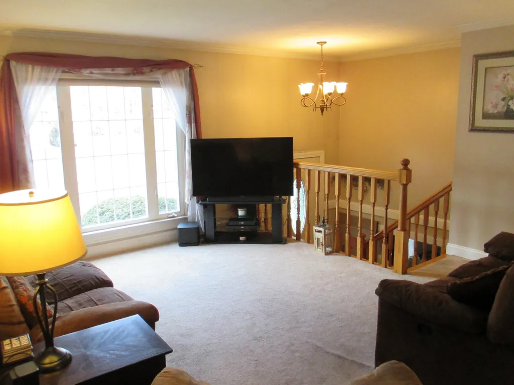 15 Clark Circle Keene NH 03431