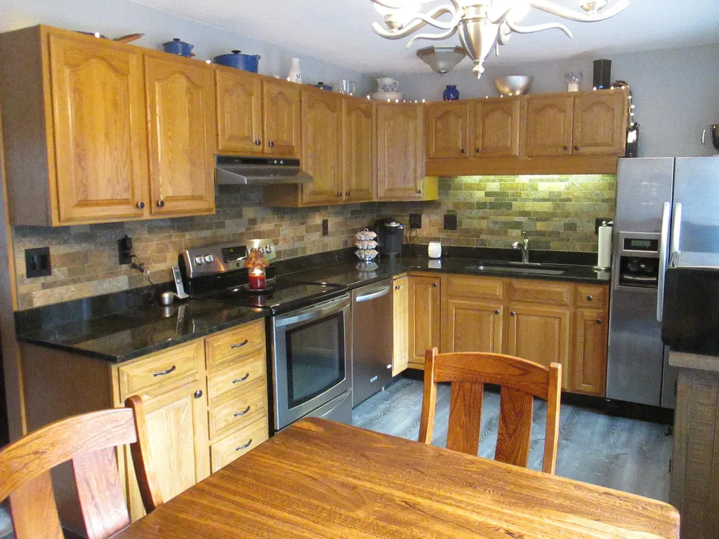 15 Clark Circle Keene NH 03431