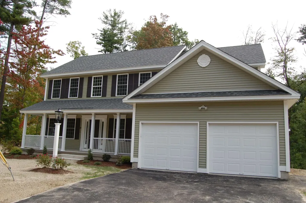 32 Bancroft Road Londonderry NH 03053