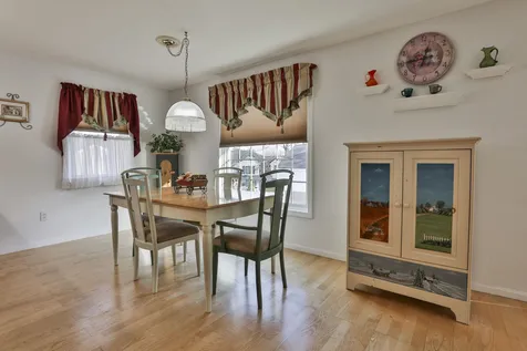1 Canter Court Nashua NH 03063