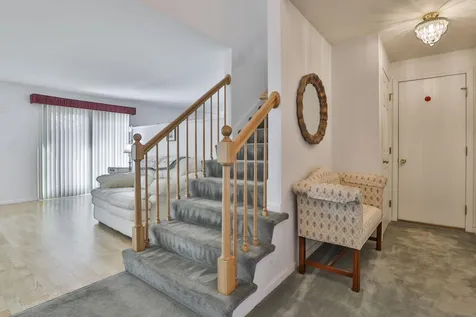1 Canter Court Nashua NH 03063