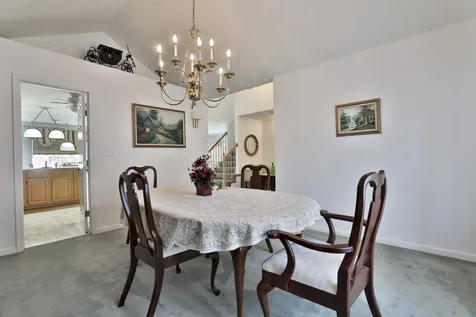 1 Canter Court Nashua NH 03063