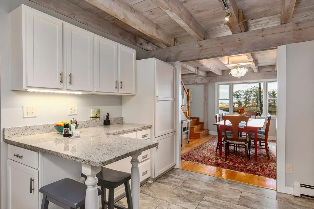 21 Birch Road Hampton NH 03842