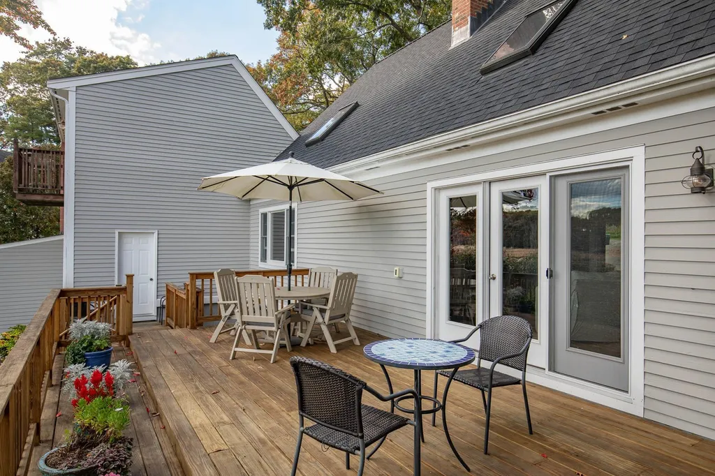 21 Birch Road Hampton NH 03842