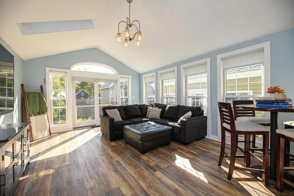 130 Pine Street Portsmouth NH 03801
