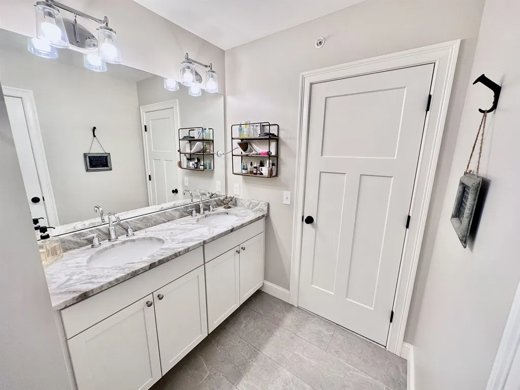 42 Northfield Drive Dover NH 03820