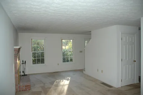 2 Rookery Way Litchfield NH 03052