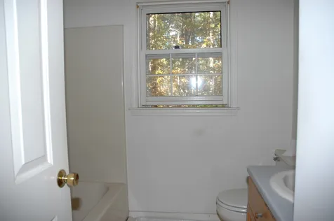 2 Rookery Way Litchfield NH 03052