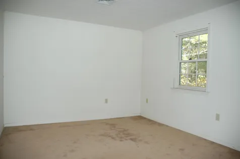 2 Rookery Way Litchfield NH 03052
