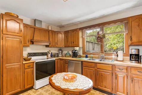 798 Church Road Colchester VT 05446