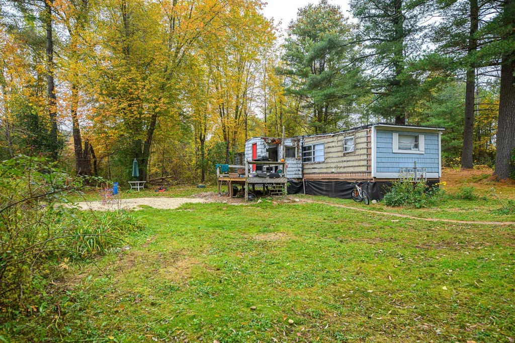 26 Hayden Lane Milford NH 03055