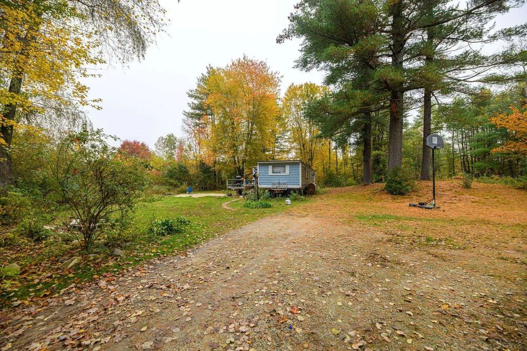 26 Hayden Lane Milford NH 03055