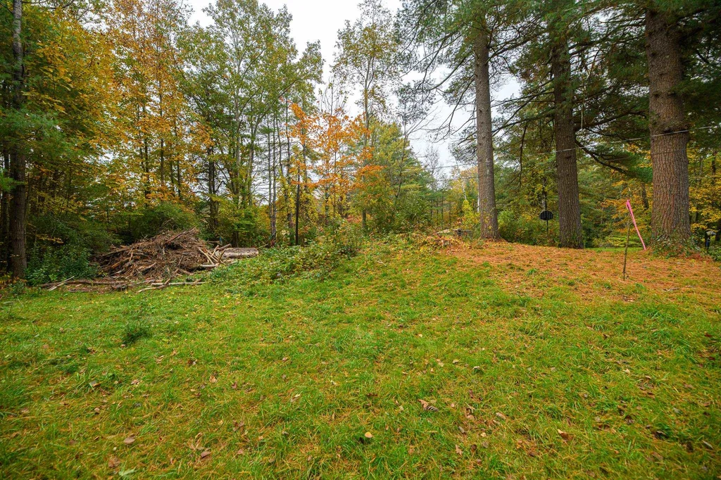 26 Hayden Lane Milford NH 03055