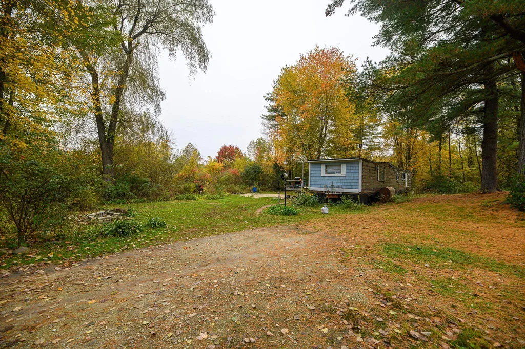 26 Hayden Lane Milford NH 03055