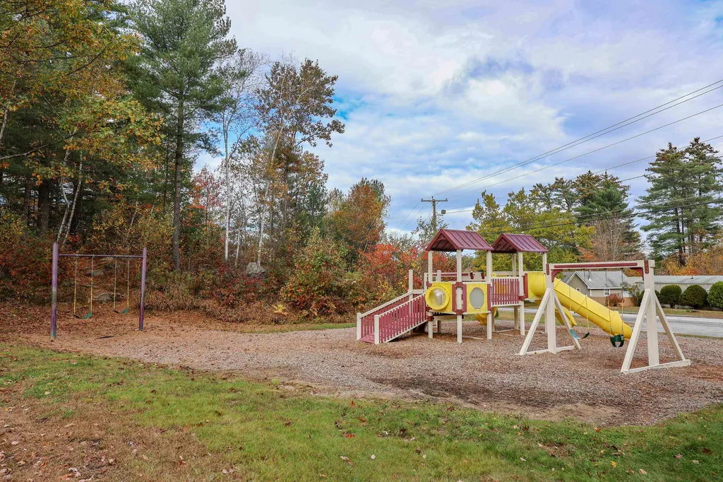 16 Roland Drive Allenstown NH 03275