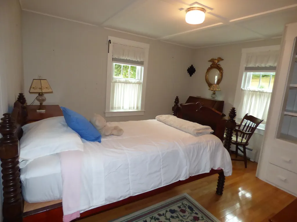 324 Center Street Wolfeboro NH 03894