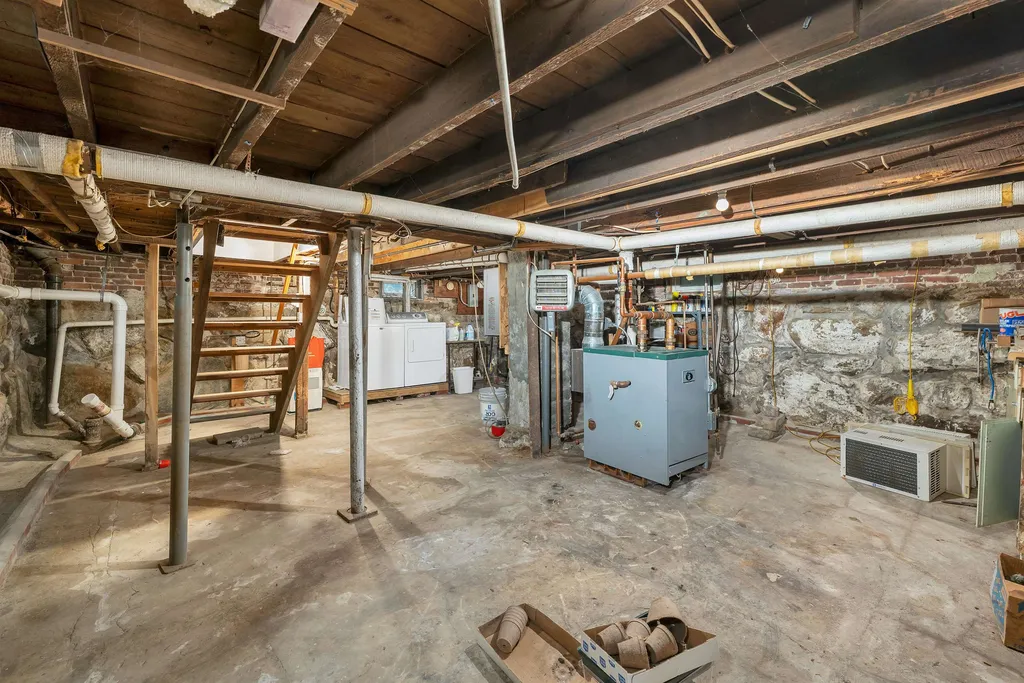 45 Pearl Street Franklin NH 03235