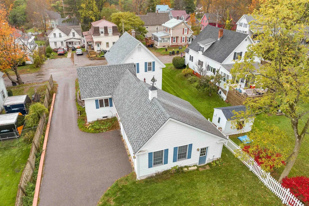 45 Pearl Street Franklin NH 03235