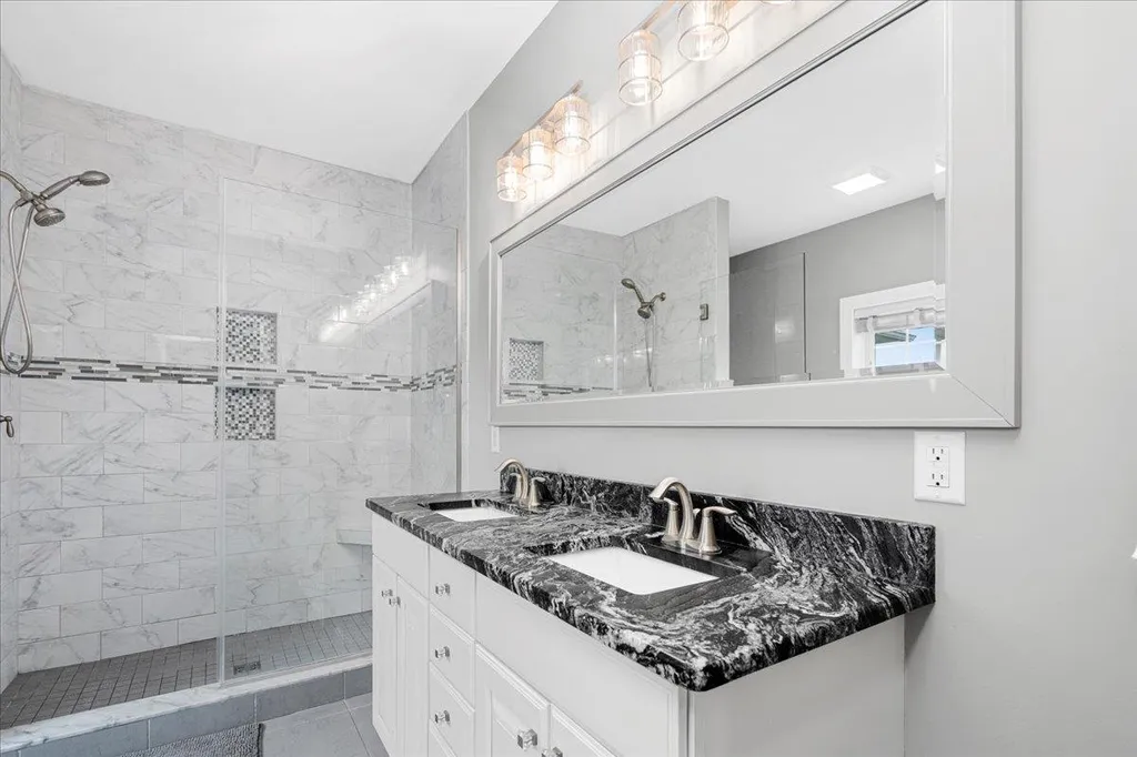 23b Braemoor Woods Road Salem NH 03079