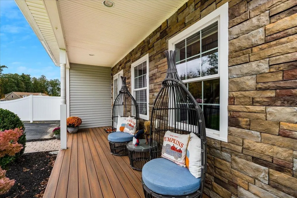 23b Braemoor Woods Road Salem NH 03079