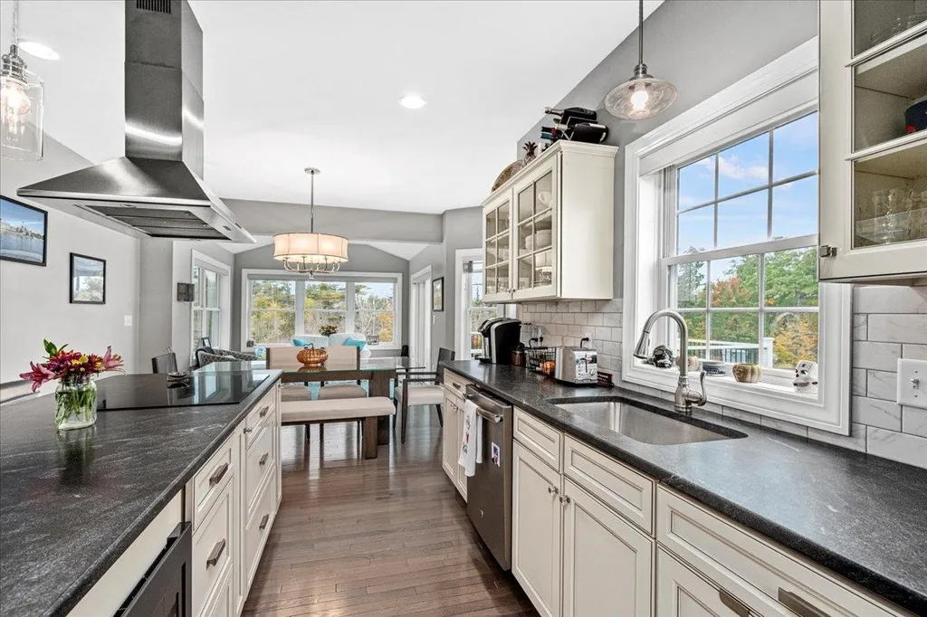 23b Braemoor Woods Road Salem NH 03079