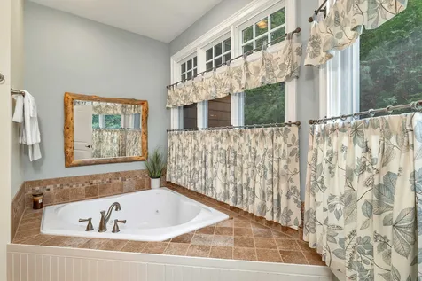 14 Pear Forest Road Bartlett NH 03812