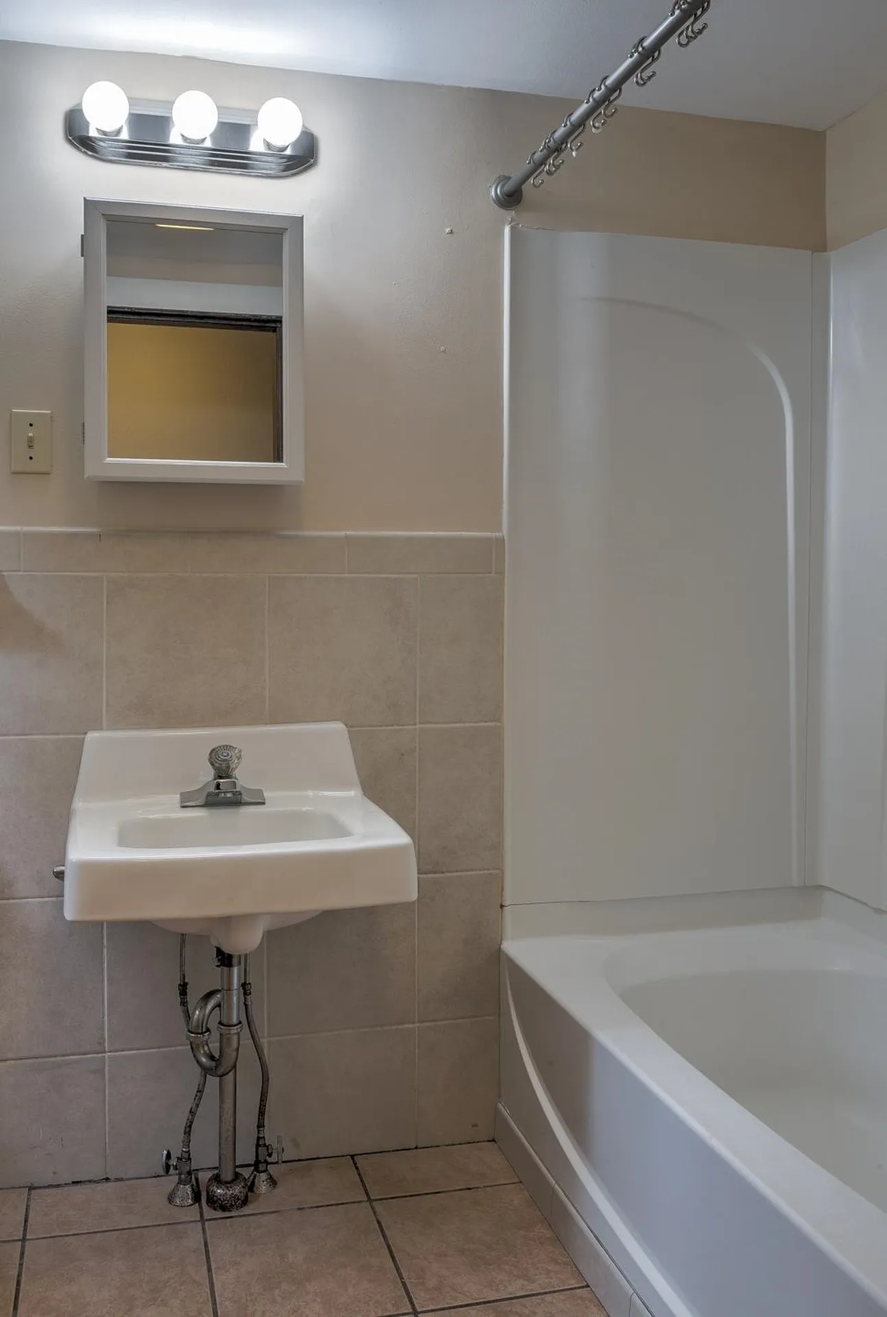563 Washington Street Keene NH 03431