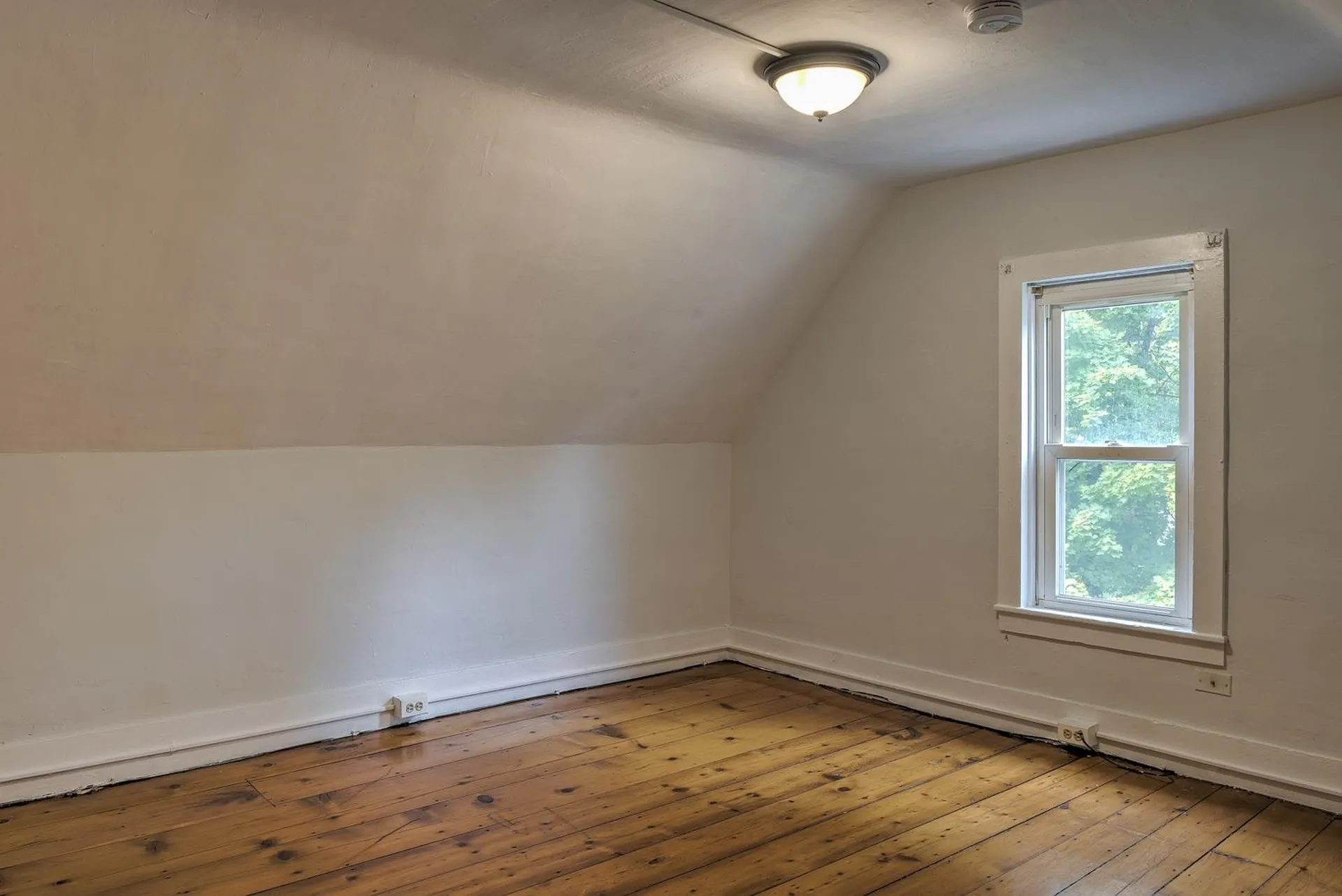 563 Washington Street Keene NH 03431