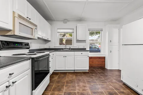 334 Main Street Somersworth NH 03878