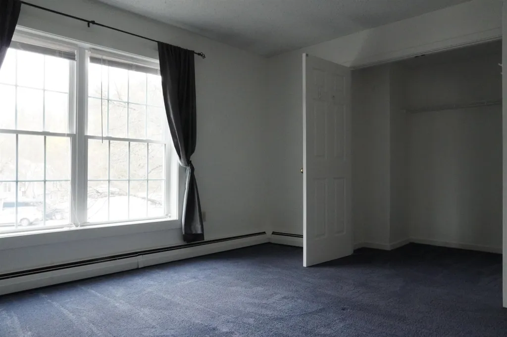 13804 Riverside Townhouses Road Manchester VT 05255