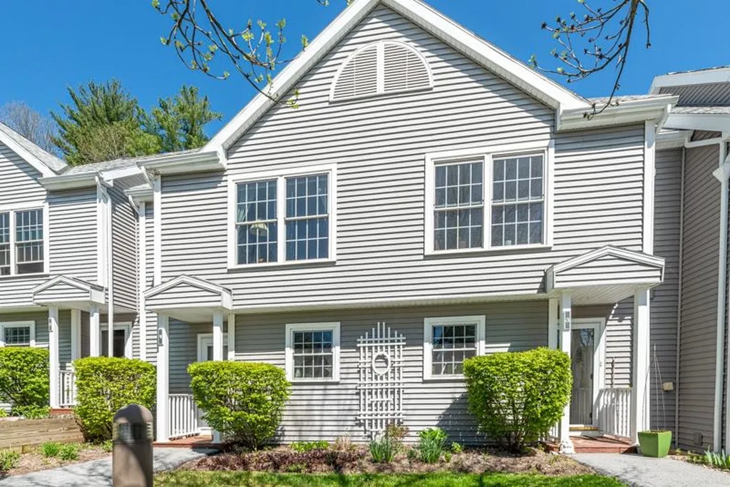 13804 Riverside Townhouses Road Manchester VT 05255