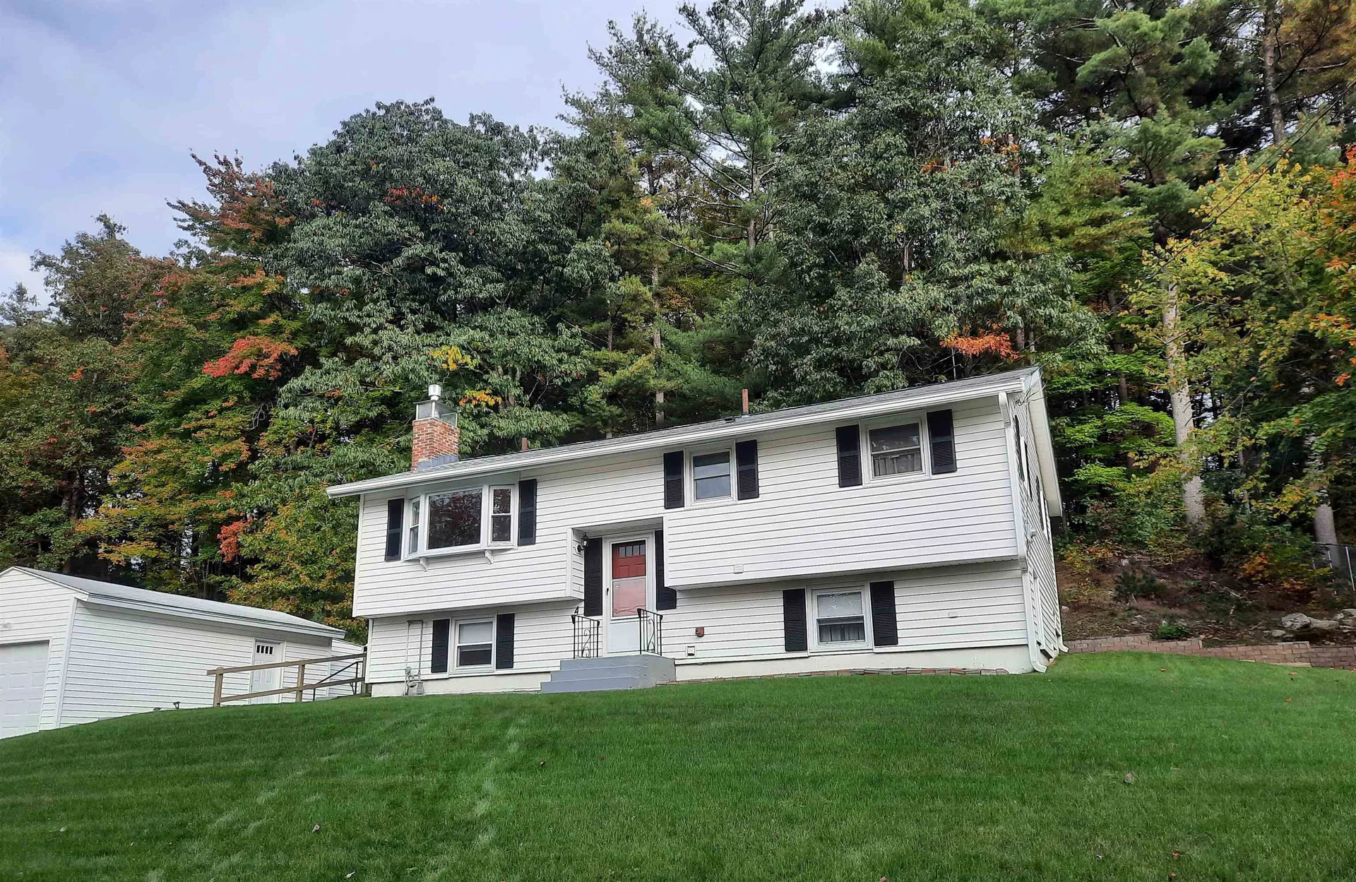 4 Alford Lane Nashua NH 03062