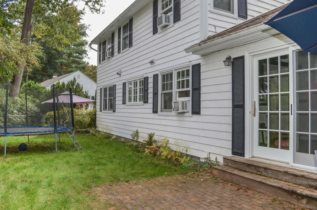 52 Greenwood Avenue Keene NH 03431